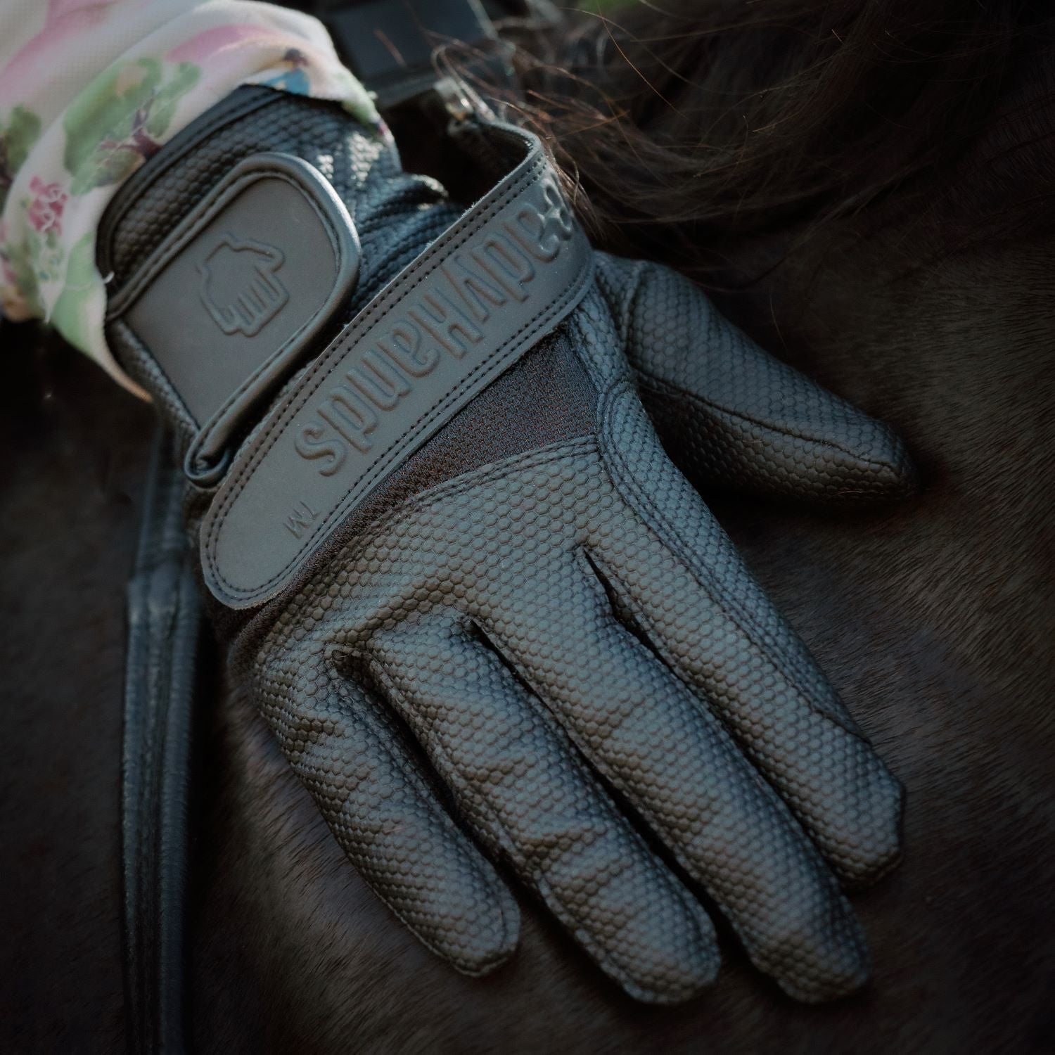SteadyHands Riding Gloves
